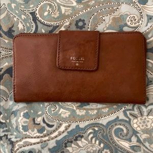 Fossil wallet